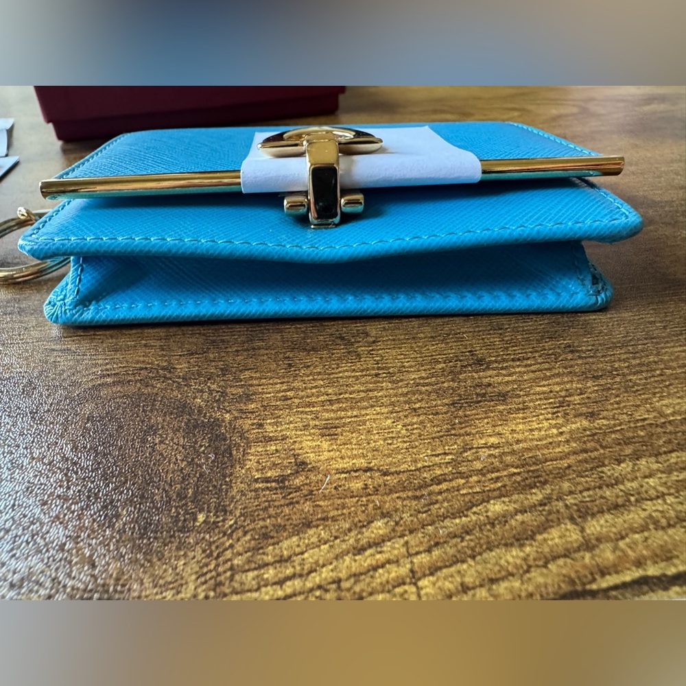 Ferragamo card wallet - Picture 5 of 15